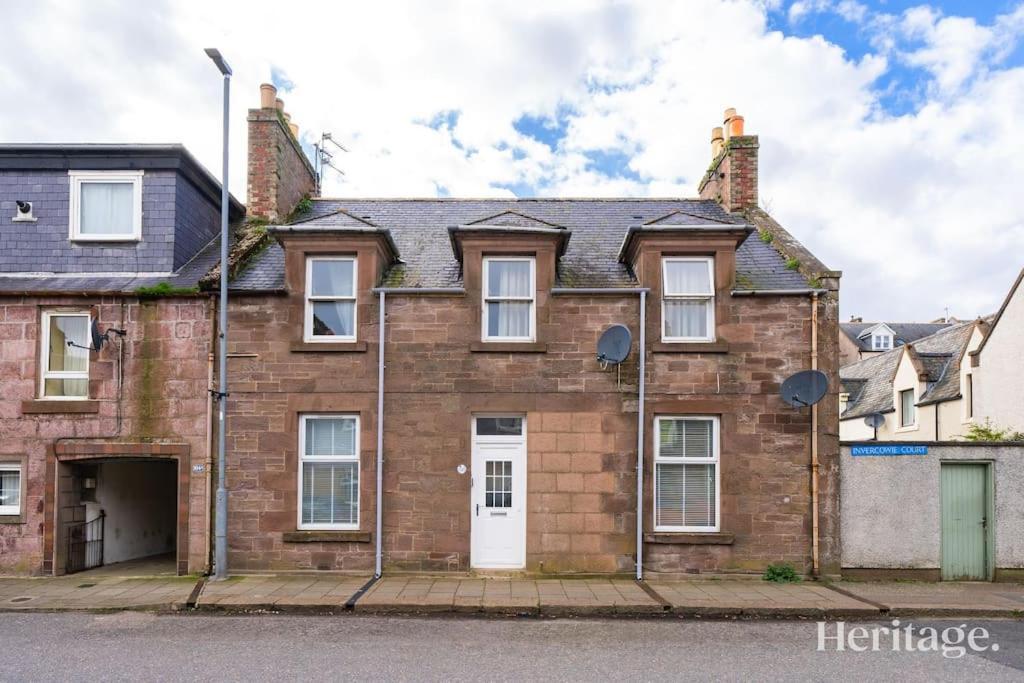 Barclay House, Seaside Holiday home